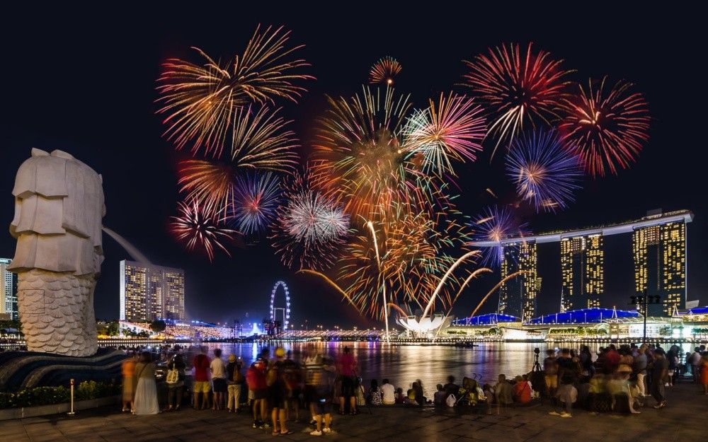 5 Best Places to Catch New Year Fireworks in Singapore