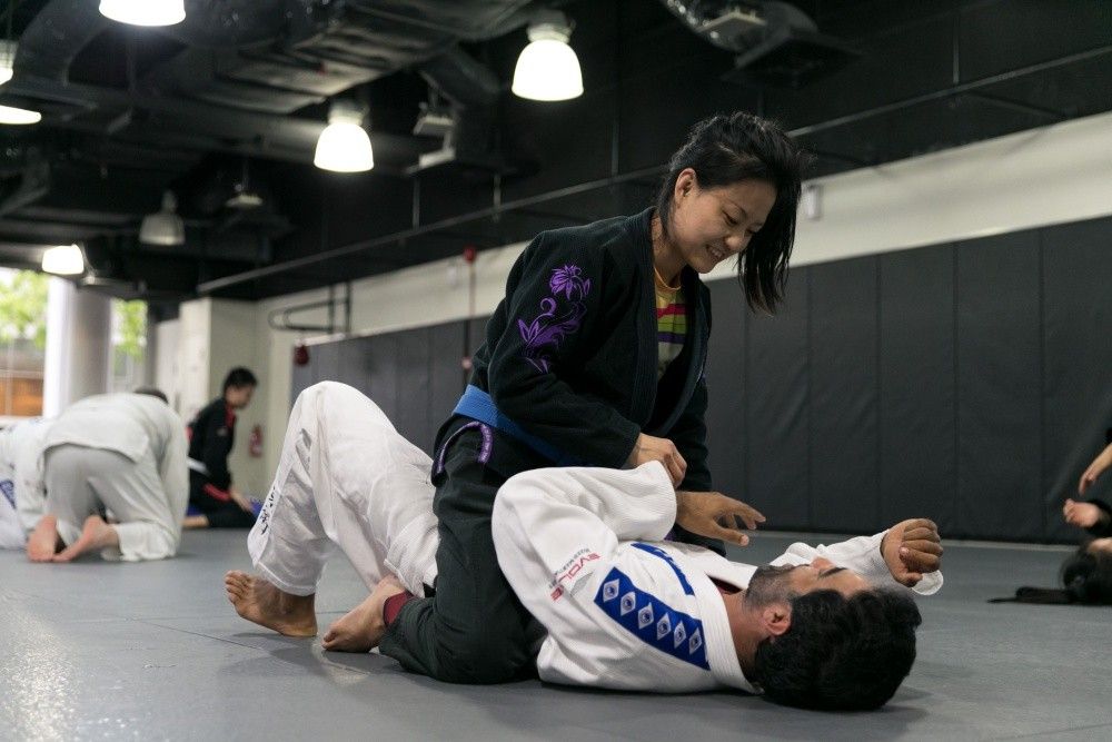 The full mount is one of the most dominant positions in BJJ. 