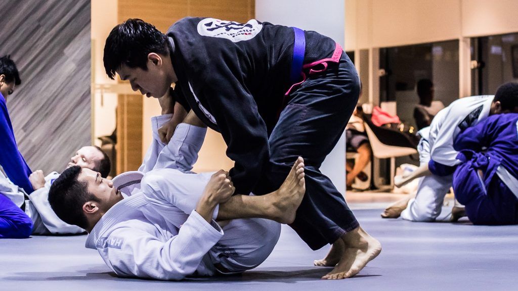 5 Basic BJJ Movements Beginners Need To Perfect