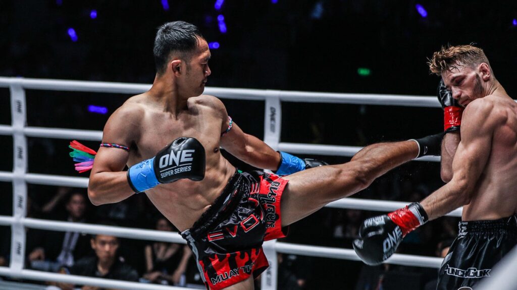  5 Basic Muay Thai Southpaw Combinations You Should Know 